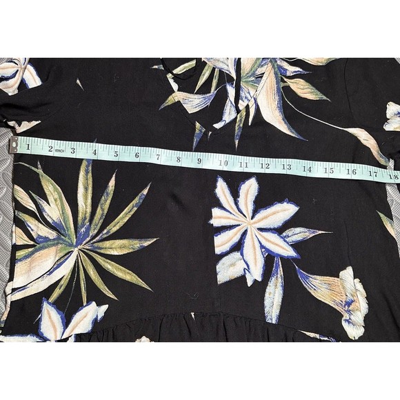 ROXY Lombok Waterfall True Black Delicate Flowers LONG SLEEVE 100% viscose Sz M - Picture 7 of 13